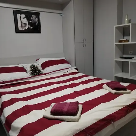 Weekend Varijanta Apartman *